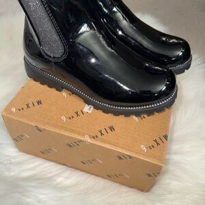 Mix No. 6 Chelsie Size 12 M, Ankle boots Patent Leather zip up Boots